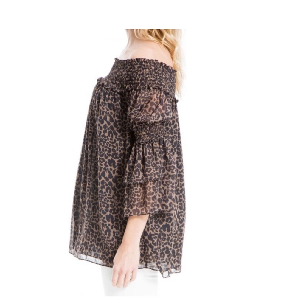Leopard Print Off-Shoulder Top - Picture 12 of 12